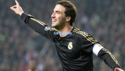 雅各布斯确认，丹尼-罗尔即将执掌流浪者队帅印，苏超格局或迎剧变