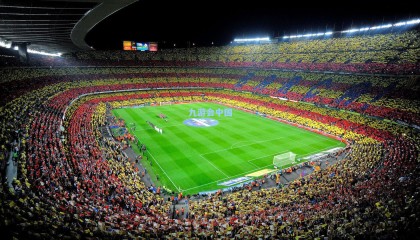 西甲榜首易主！巴萨力克毕巴，亚马尔两度助攻助球队登顶