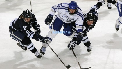 皇马旧将反戈一击，埃尔切中场费瓦斯攻破老东家大门