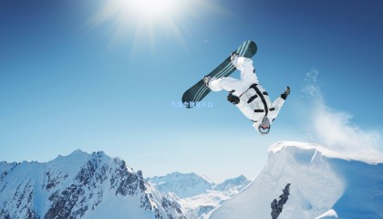 英雄联盟手游亚洲联赛决赛上演巅峰对决，全球战略布局初显峥嵘