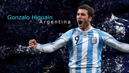 长传与定位球风暴席卷英超，传统英式足球的复兴引发战术与观赏性大讨论