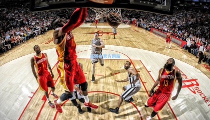 11月9日UFC焦点战，散打传奇穆斯里穆迎战新星麦迪克，东西方格斗体系再碰撞