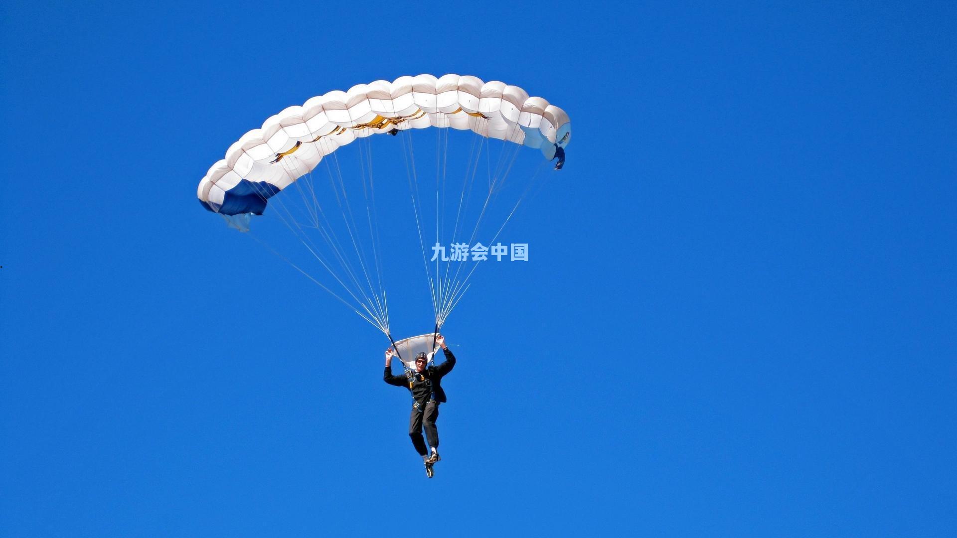 特鲁西埃天价合约执掌越南队 年薪三倍于功勋教头朴恒绪创历史